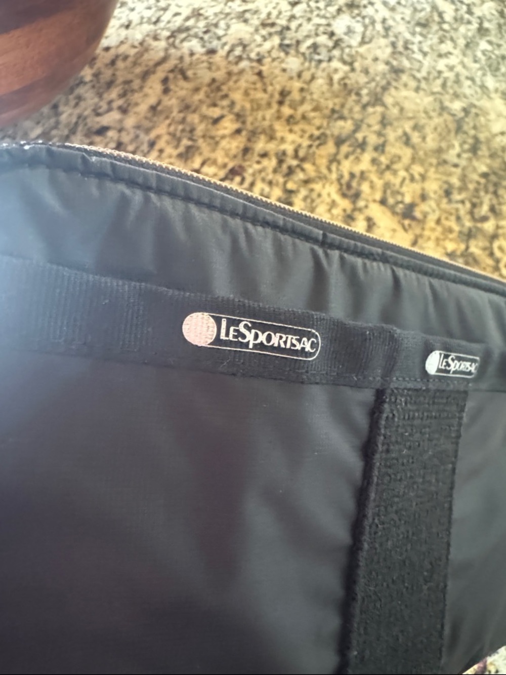 LeSportsac Essential Everyday Wallet   Black - Picture 2 of 5